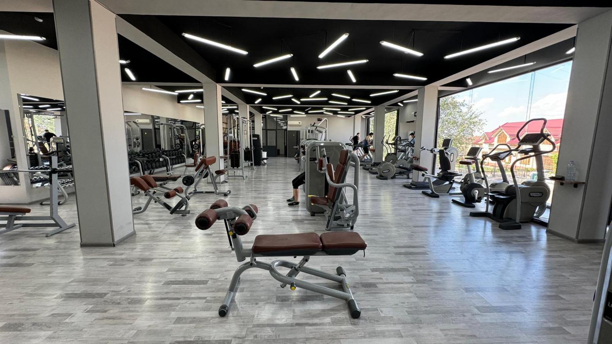 Energy Hotel Tashkent Bagian luar foto